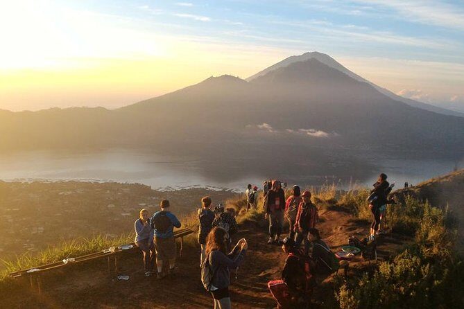 All Include: Mount Batur Sunrise Trekking Natural Hot Springs - Timing and transfers: why the 10-hour window matters