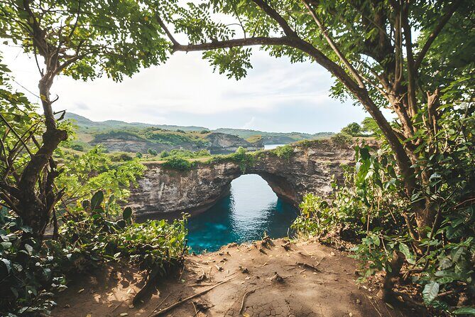 All inclusive Two Days and One Night on Nusa Penida Island - Rumah Pohon Tree House: included admission and the Thousand Island perspective