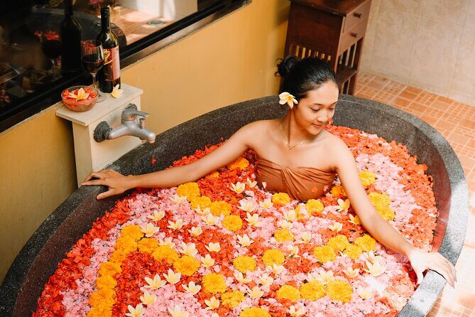 Bali 2 Hours Spa Packages - Refresh Your Body and Mind - Foot bath: the smaller step that really helps the whole treatment