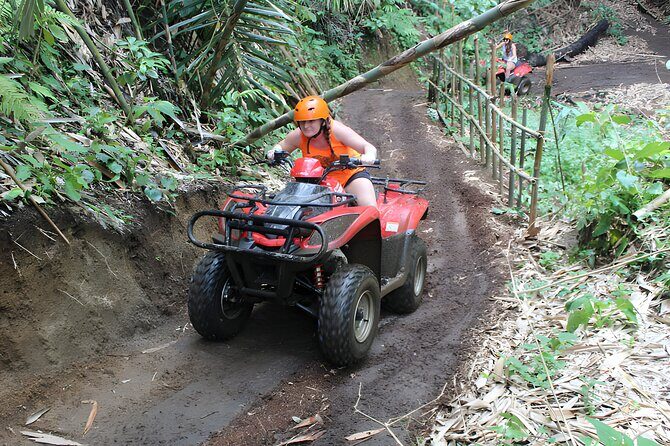 Bali ATV Ride and Bali Swing Packages : Best Quad Bike Trip - Photo help: how the day’s host can save you effort