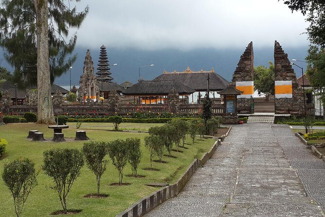 Bali Beautiful Insta with Real Bali Swing - Stop 2: Wanagiri Hidden Hills—Swings, Bird Nests, and Lake Views