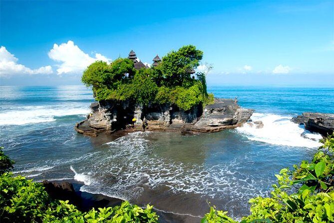 Bali Breathtaking Waterfall Tour - Kanto Lampo Waterfall: the lesser-known Bali drop