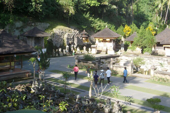 Bali Cycling and Ubud Waterfall Tour - Tegenungan Waterfall: one of Bali’s most popular, with time to take it in