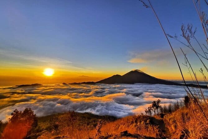 Bali day trip : Batur Sunrise Hike and Hot Spring All inclusive - The 1:30am start: transportation, timing, and what to expect