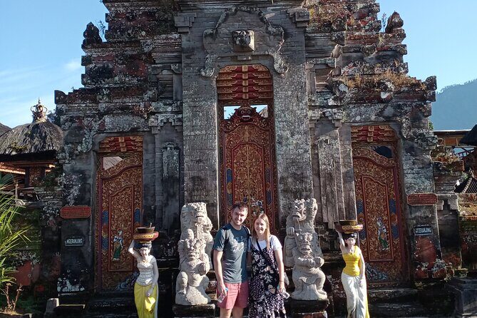 Bali Driver Recommendation - Barong and Kris Dance: a good first taste of Bali performance