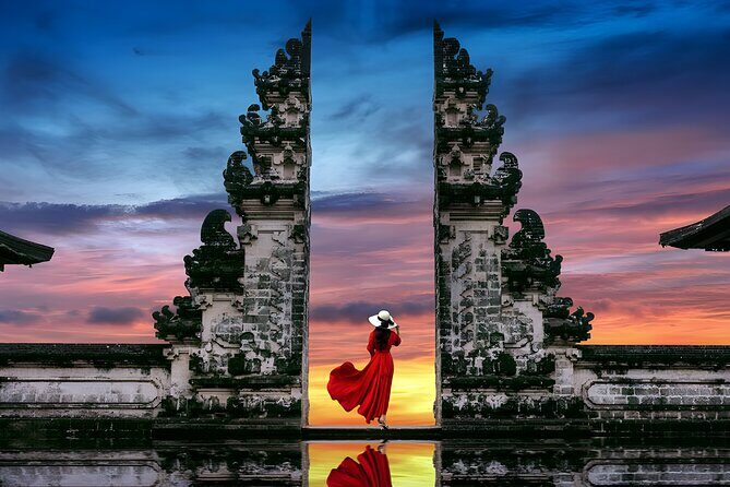 Bali Full-Day The Gate of Heaven Tour by VW Safari Classic Car - First-class comfort: a classic VW Safari day from Seminyak