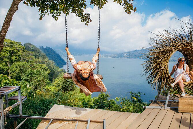 Bali Full-Day Tour: Exploring Instagrammable Place in North Bali - Lake Tamblingan and Lake Buyan: Cool Plateau Views and Big-Good-Photo Energy