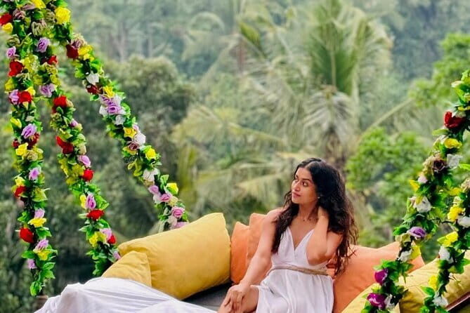 Bali Full-Day Tours : Waterfall and Ubud Destination Trip - Ubud Art Market across from the Royal Palace: buy small, buy smart