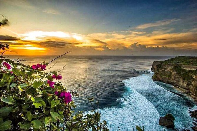 Bali Half Day Tour - Uluwatu Temple Sunset, Kecak Fire Dance, Jimbaran Dinner - Uluwatu Temple: cliffside spirituality plus the monkey reality check