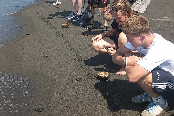 Bali Horse Riding and Turtle Release at Saba Beach - The guides make the day: Ajik, Wayan, and Eggy’s common thread