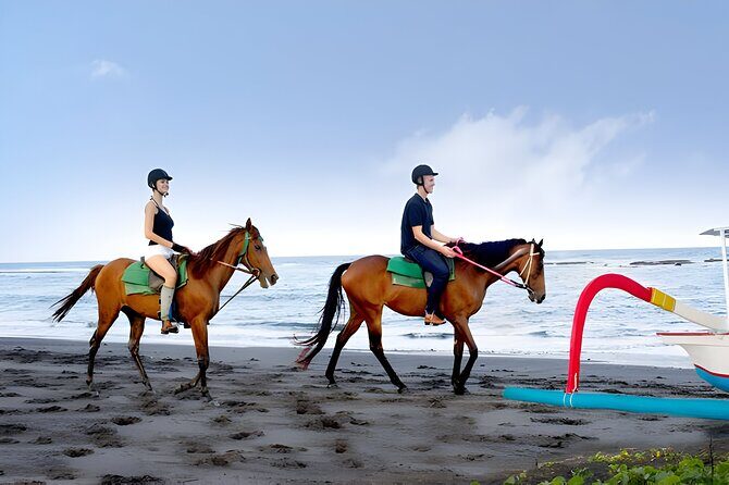 Bali Horse Riding in Saba Bay for 1 Hour with Pick Up Service - Safety First: How the Small-Group Ride Stays Comfortable
