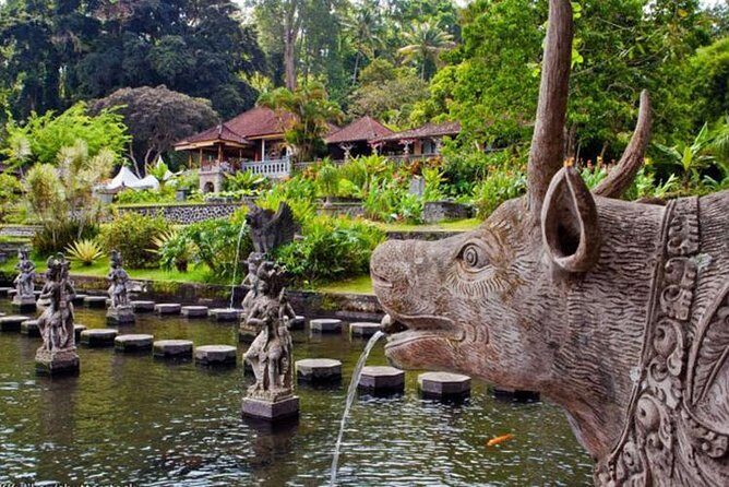 Bali Royal palaces (observe tour) - Stop 4: Pura Goa Lawah and the bat cave at sunset