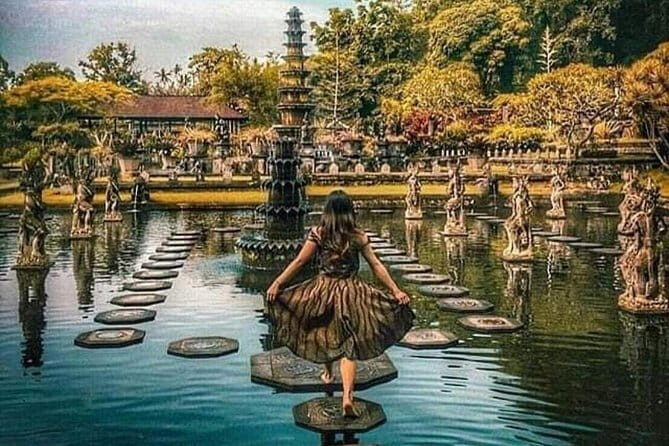 Bali Sekumpul with Fiji Waterfall & Bedugul Temple (Private Tour) - Drivers and Guides: The Difference Is Real