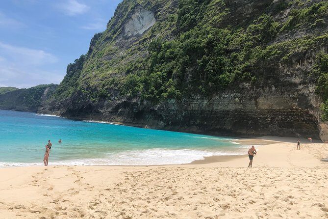 Bali Shore Excursion: Nusa Dua Beach Half Day Tour - Private Van Pickup in a Toyota or Suzuki (and Why It Matters)