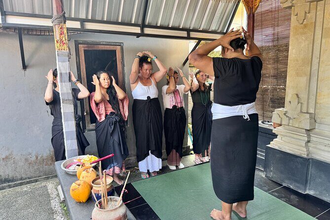 Bali Spiritual: Balinese Healing, Temple & Rice Terrace - Mas Carving Center: Woodwork as a Living Skill