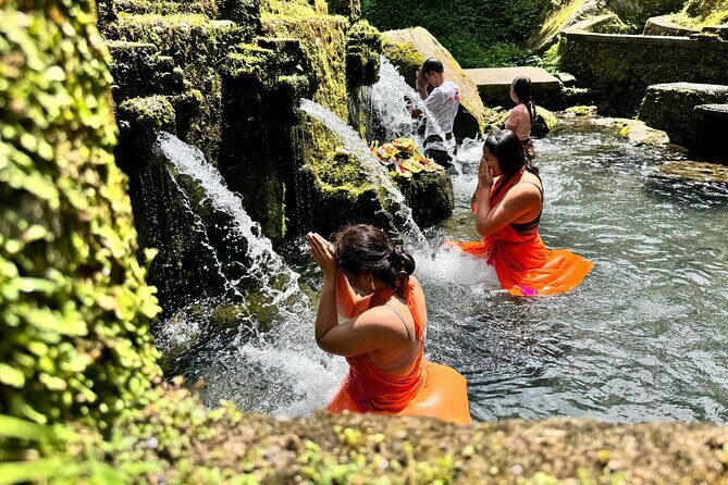 Bali Spiritual: Balinese Healing, Temple & Rice Terrace - Lunch Stop Without Surprises: Local Food Break (Budget Even If It’s Scheduled)