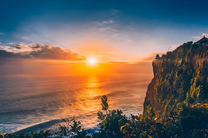 Bali Water Sports and Uluwatu Sunset Tour - Lunch Time: A Breather Built Into the Day