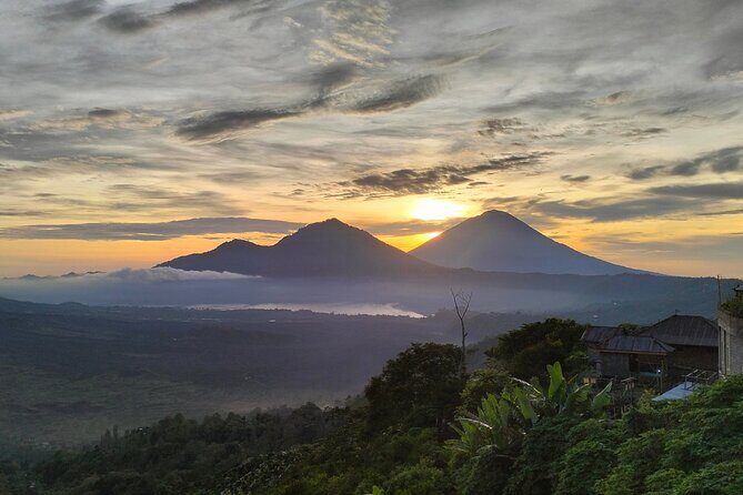 Batur Volcano Sunrise Trekking, Rice Teracce & Bali Coffee Plantation Tour - Breakfast before the climb: small detail, big payoff