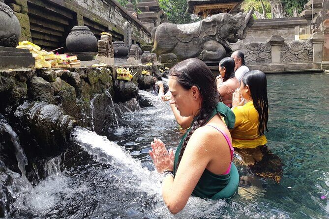 Best Bali Ubud Full Day All-Inclusive Private Tour - Celuk Village: silver and gold jewelry in action