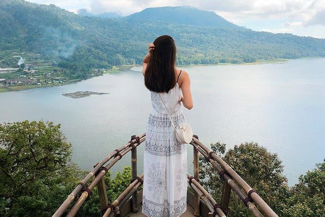 Best of North Bali: Banyumala Waterfall, Handara Gate and Temple - North Bali in One Day: how this route keeps the photos from taking over