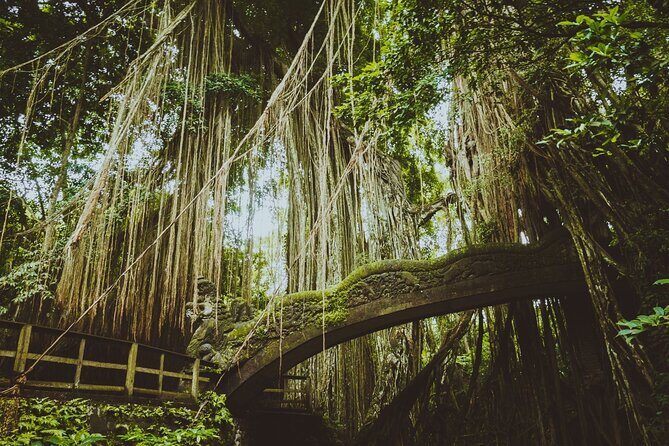 Best of Ubud Sightseeing Private All Inclusive Tour - Stop 5: Celuk-area silver at SUNSRI House of Jewelry