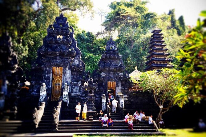 Customizable full-day tour of Bali with private driver - Price and what you’re really paying for (the $18 per person angle)