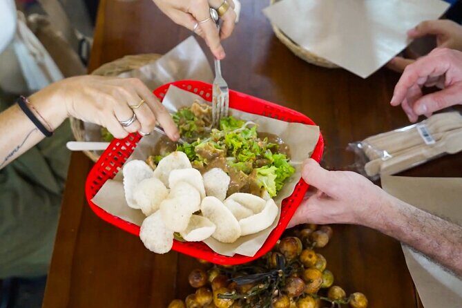 Denpasar Night Market Food Tour - Who should book this Denpasar night market food tour