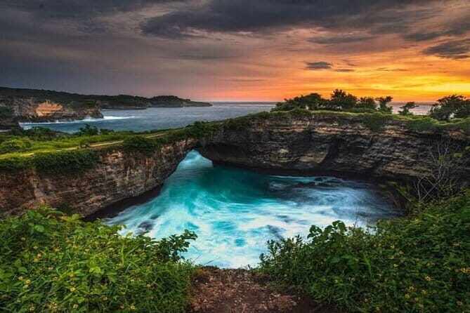 Discover the Enchanting Beauty of West Nusa Penida Private Tour - Stop 1: Angkal Bali Perkasa crossing and why it sets the tone