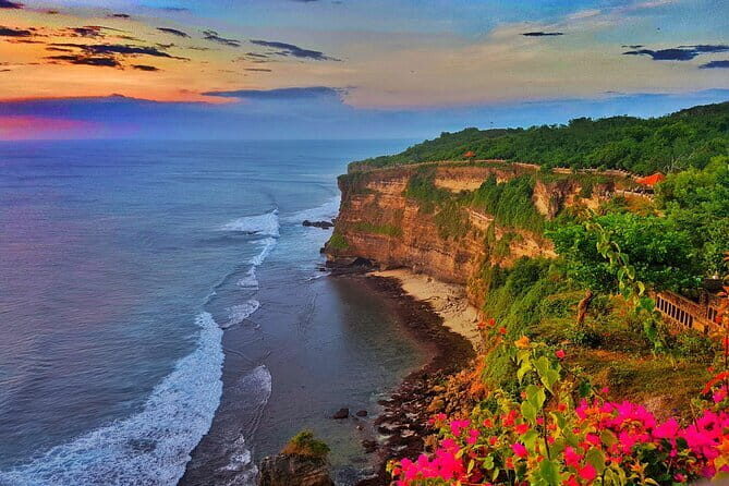 Full Day Private Tour from Tegenungan Waterfall to Tanah Lot - Tanah Lot Temple: sea rock views and the late-day sunset feeling