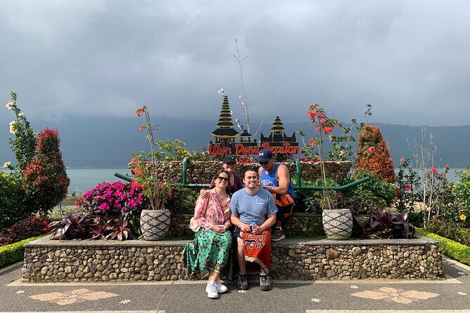 Full Day Tour Bedugul Sightseeing and Tanah Lot Temple - Stop 4: Wanagiri Hidden Hills and the selfie playground
