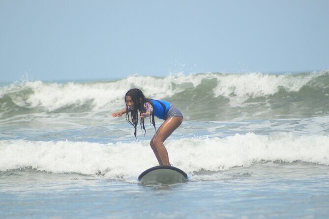 Group surf lesson by Malu Surf Bali - The 2-Hour Lesson Breakdown: Theory, Two Surf Sessions, and a Reset