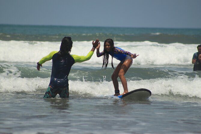 Group surf lesson by Malu Surf Bali - Equipment and Photos: What You’re Provided So You Can Focus