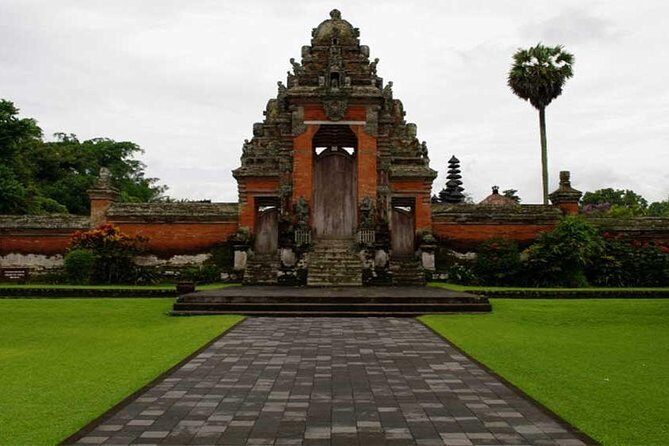 Half Day Tour: Tanah Lot Sunset & Taman Ayun Temple Included Entrance Ticket - Getting there: private AC car and an English-speaking driver-guide