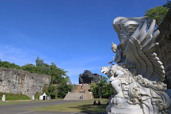Indonesia: Garuda Wisnu Kencana - Cultural Performances That Drive the Schedule