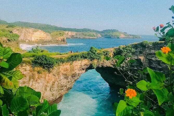 Instagram Iconic Nusa Penida Tour (All-Inclusive) - The long Nusa Penida island block: more than a transfer