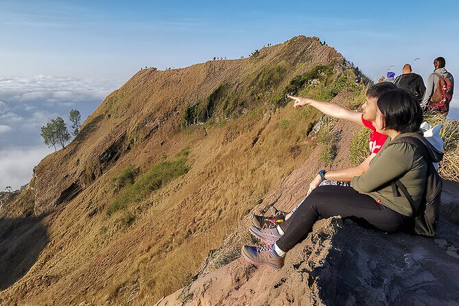 Mount Batur Sunrise Trekking with Professional Trekking Guide - Sunrise views: Bali, Lombok, and the payoff for the early hours