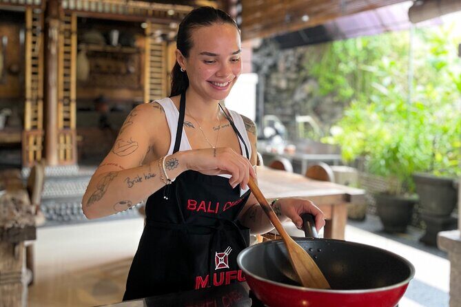 Mufu Rendang Cooking Class Kuta - Getting there at 9:30 am: meeting point and pickup reality