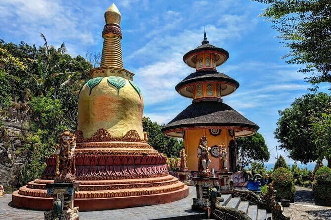 North Bali highlights: Buddhist temple, Waterfall & hot spring - Why this North Bali day makes sense from Seminyak