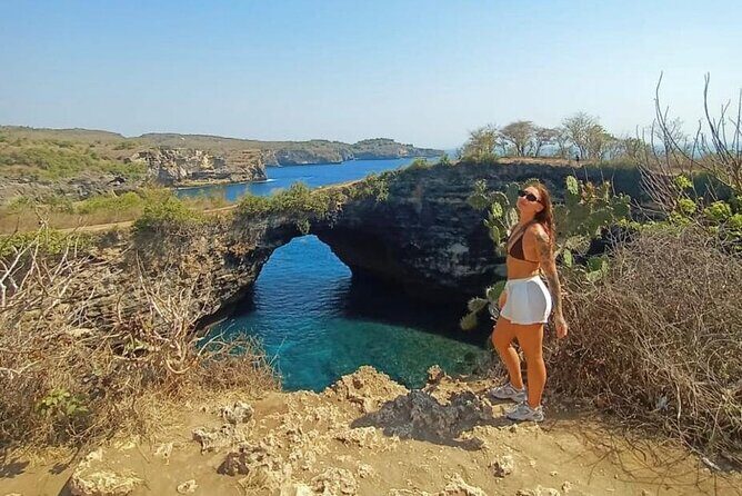 Nusa-Penida customize Tour - All inclusive - Kelingking Beach: the cliff view that defines Penida