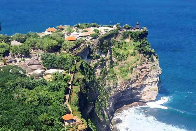 Nusa Penida Tour - Crystal Bay: Clear Water for Swims, Snorkel Talk, and Underwater Beauty