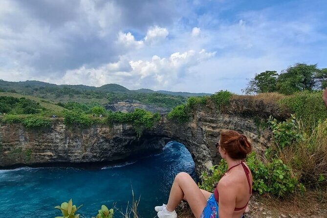 Nusa Penida West Trip All Inclusive - Pasih Uug Beach: Cliff Views That Set the Tone