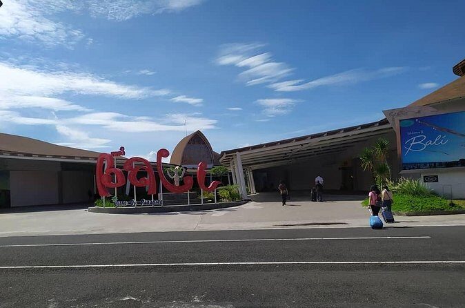 Private Arrival Transfer: Bali Airport to Kuta, Legian, Seminyak and Nusa Dua - What’s Included in Your $16 Transfer Price (and What Isn’t)