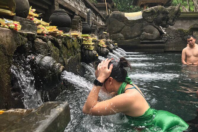 Private Full Day Tour to Ubud Highlights with Giant Swing - Tirta Empul Temple: purification bathing, explained for real people