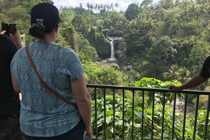 Private Full Day Tour to Ubud Highlights with Giant Swing - Tegenungan Waterfall: the walk, the swim option, and quick photo wins