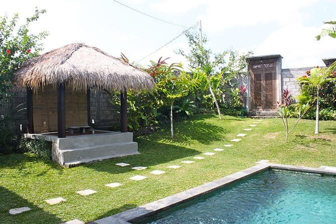 Private Javanese Cooking Class with Dotty in Tumbak Bayuh, Canggu - What you really learn: Javanese culinary traditions plus ingredient swaps you can use