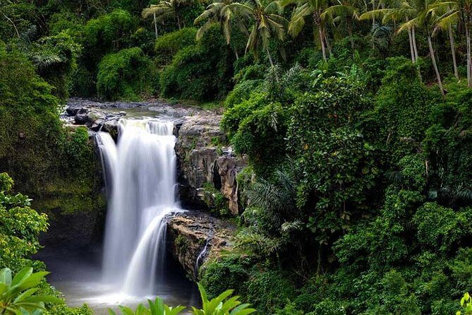 Private Tour: Batuan Temple, Tegenungan Waterfall, Elepahant Cave Free transport - Hotel pickup and the 8 to 10 hour schedule reality check