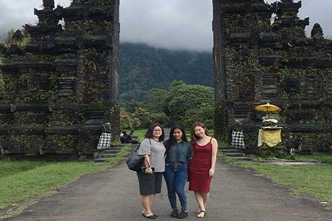 Private Tour: Ulun Danu Temple-Handara Gate-Wana Giri Hill&Tanah Lot Sunset - Price and value: what $50 really covers (and what it doesn’t)