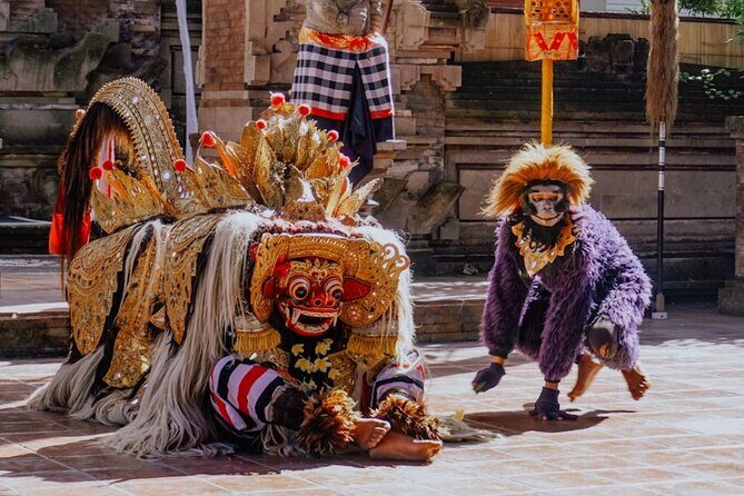 Private Ubud Day Tour Waterfalls Sacred Monkeys and Rice Fields - Tegenungan Waterfall: Views First, Then Decide How Close