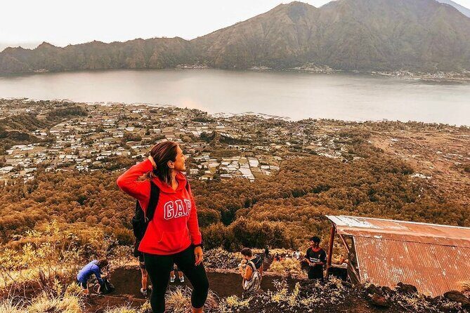 Sharing Mount Batur Sunrise Trekking And Natural Hot Spring - Getting to Toyabungkah: Pickup, Timing, and the Real Schedule