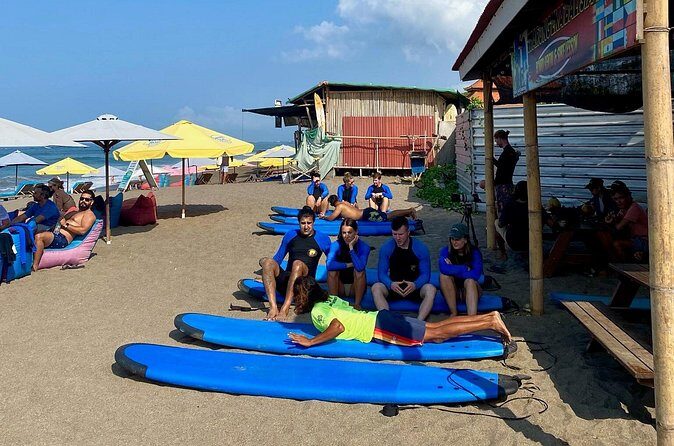 Surfing Lesson at Batu Bolong Beach in Canggu - Group size and instructor attention: what the 15-person cap means